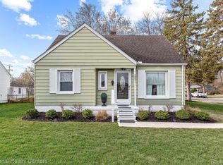 28871 Five Mile Rd, Livonia, MI 48154