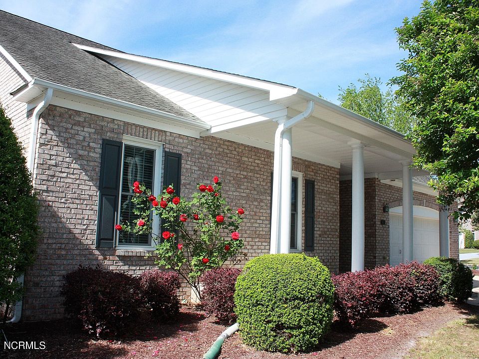 1st image of 313 Ivy Cir