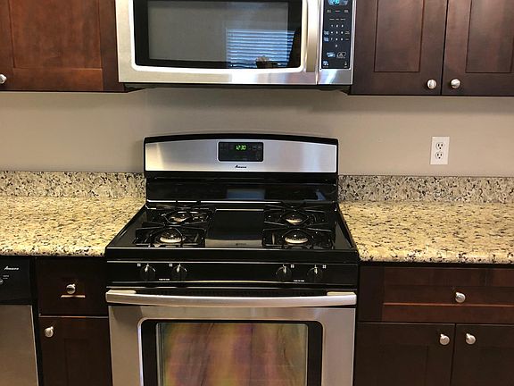 Kitchen includes stainless steel appliances