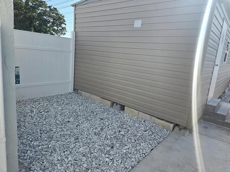 2507 Coronet Ct — Photo 1