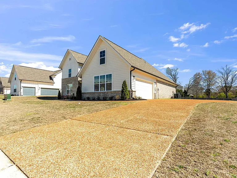 3938 McElroy Farms Dr — Photo 3