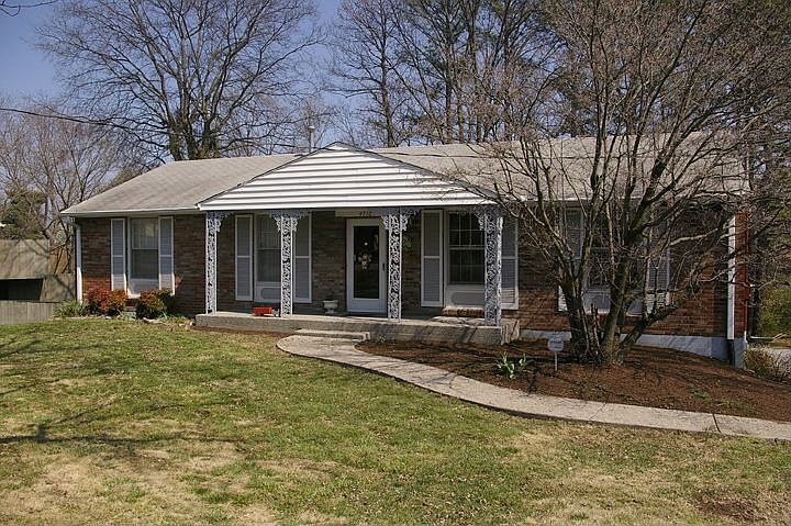 1st image of 4710 Trousdale Dr