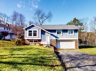 60 Overhill Rd, Williamsport, PA 17701