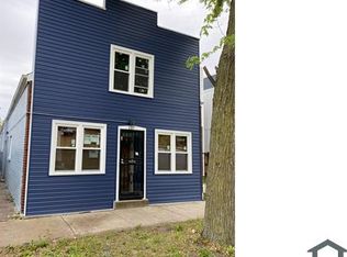 137 E 118th St, Chicago, IL 60628