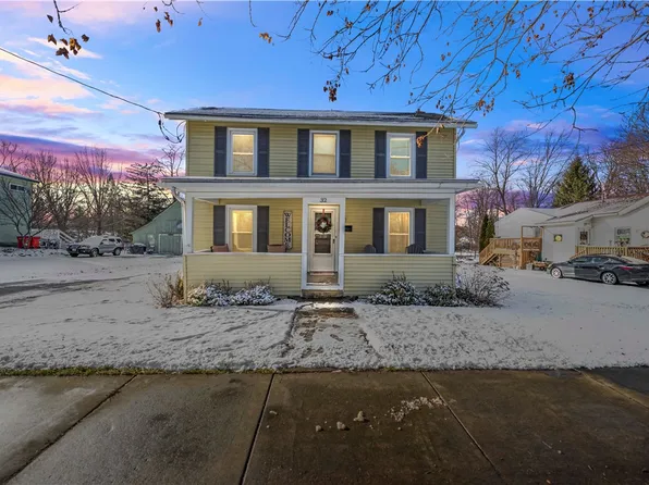 32 Pearl St, Clifton Springs, NY 14432