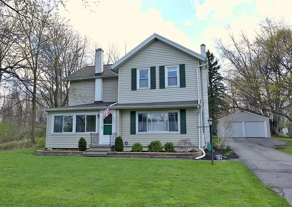 1st image of 535 Holley St