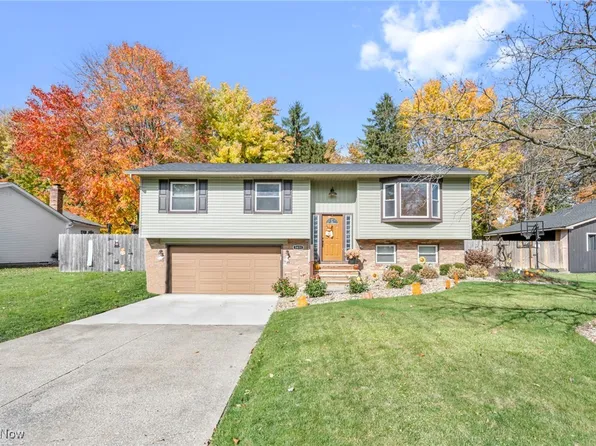 3931 Buckingham Dr, Brunswick, OH 44212