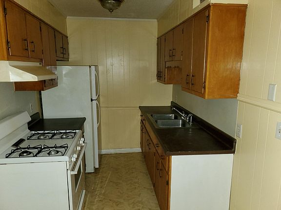 5th image of 456 S Maple St