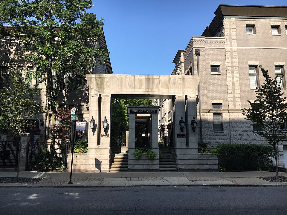 Entrance on Clark