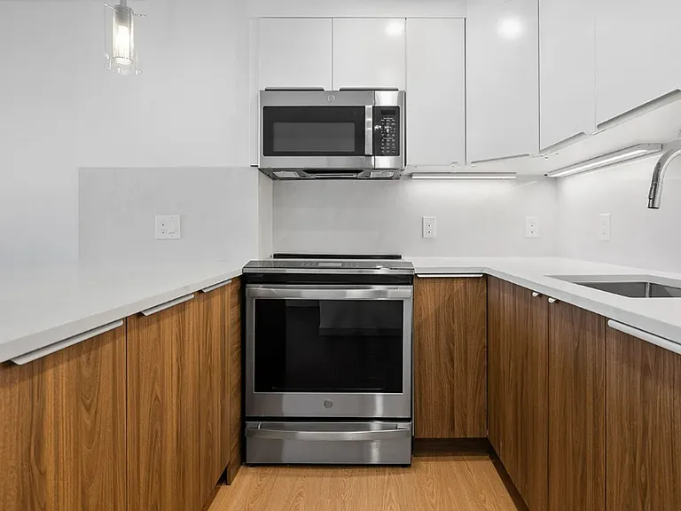1241 Beacon St #4 — Photo 2