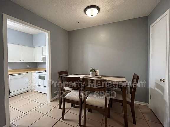 3rd image of 1724 Brightside Dr Unit D