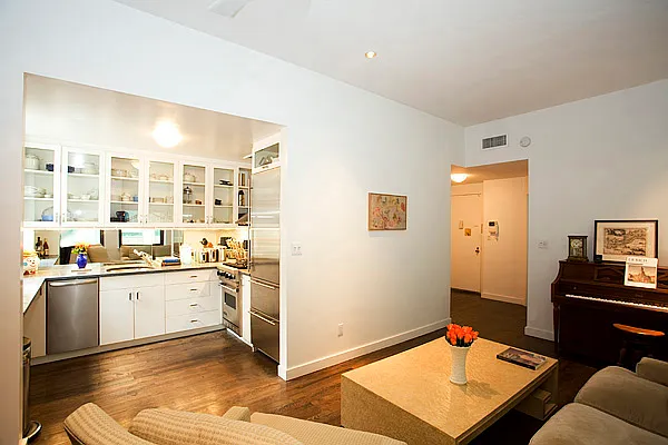 Sold by Brown Harris Stevens | media 22