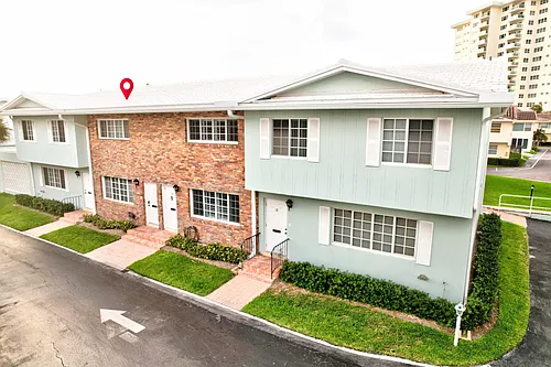 5400 N Ocean Blvd #10 Photo 1