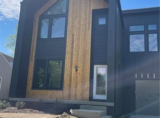 223 W 77th Ter, Kansas City, MO 64114