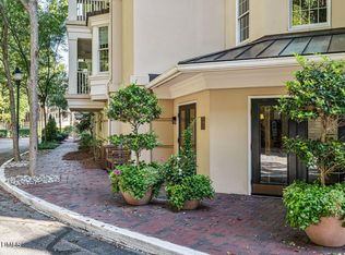 2701 Glenwood Gardens Ln #208, Raleigh, NC 27609