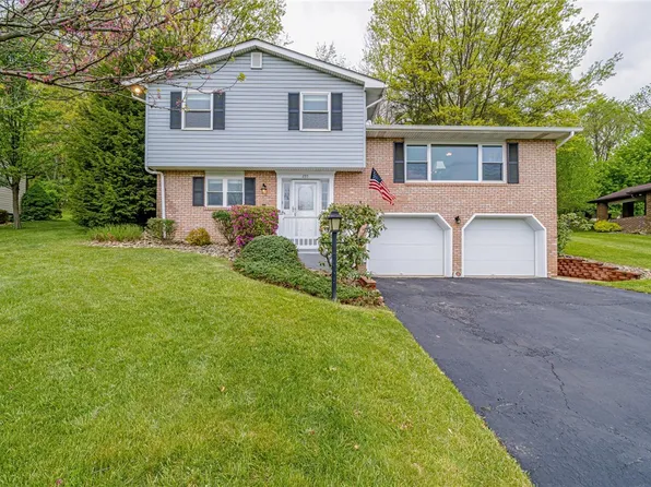 235 Melrose Dr, New Stanton, PA 15672