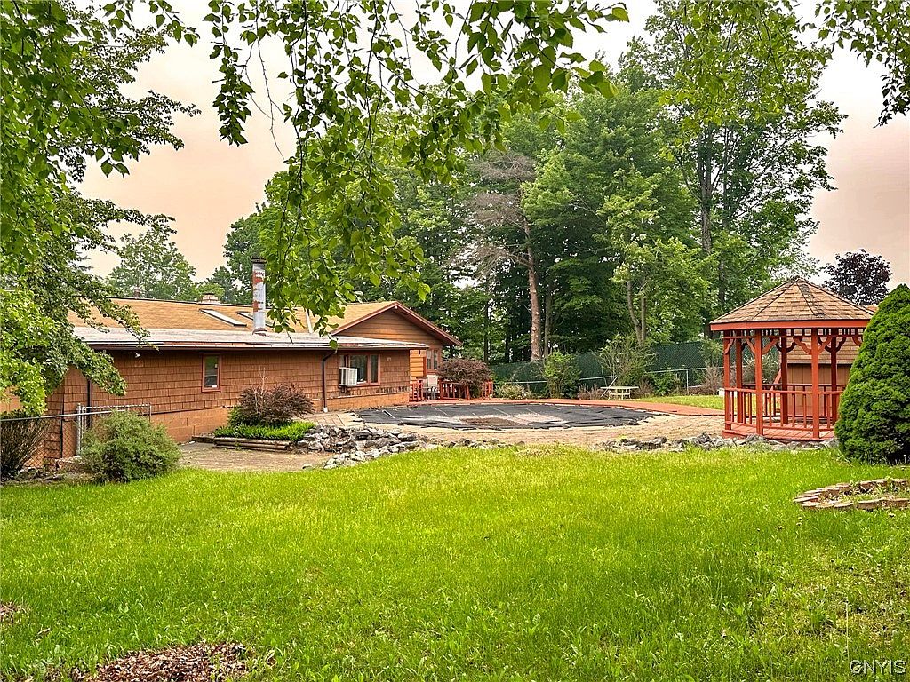 107 Birchwood Ln, Frankfort, NY 13340 MLS S1476723 Zillow