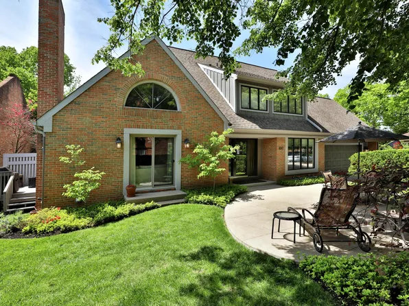 697 Wesley Ct, Columbus, OH 43085