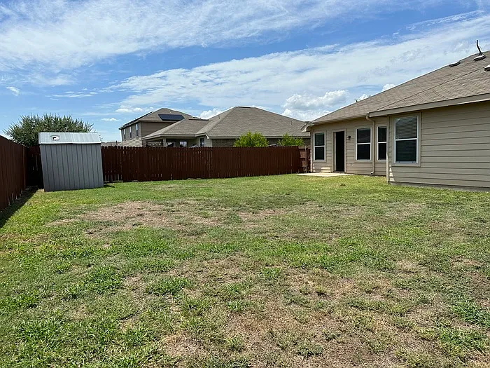 301 Meadow Lark Ln — Photo 30
