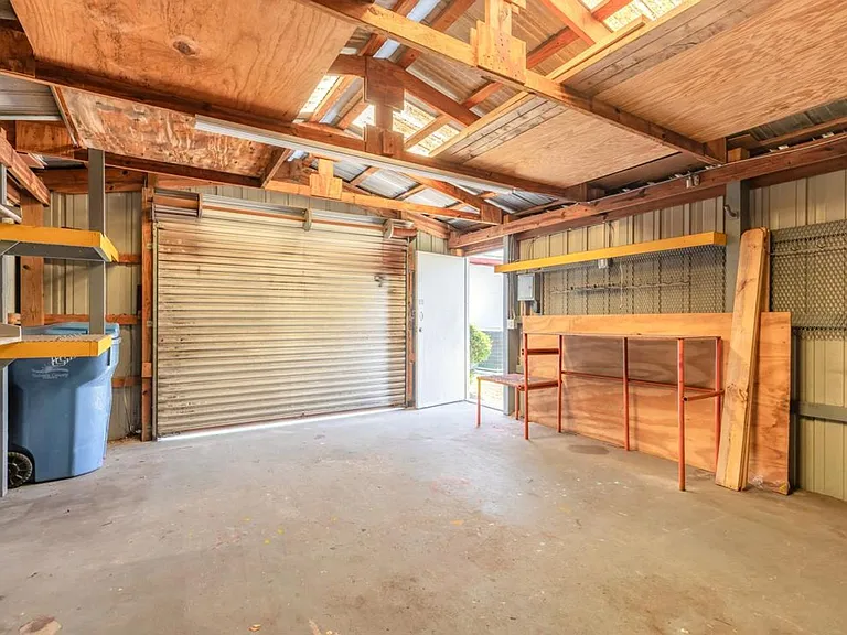 1584 Valencia Ave — Photo 21