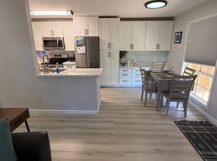 140 Uwapo Rd APT 3-101, Kihei, HI 96753