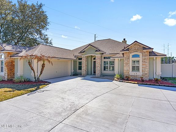 3rd image of 574 WHITFIELD Road