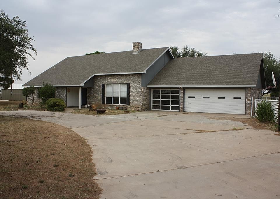 1st image of 2908 Marie Dr