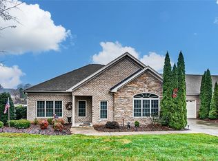 2458 Waterside Dr, Asheboro, NC 27203