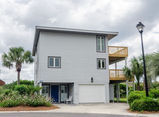 17 Sea Oats Ln, Wrightsville Beach, NC 28480