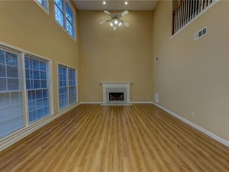 1429 Oglethorpe Dr — Photo 6
