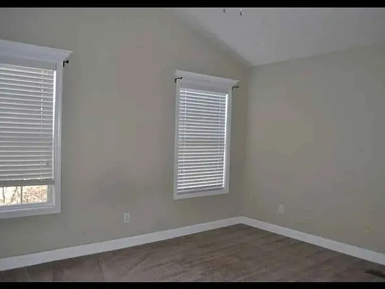 25 Arbor Cove Dr — Photo 3