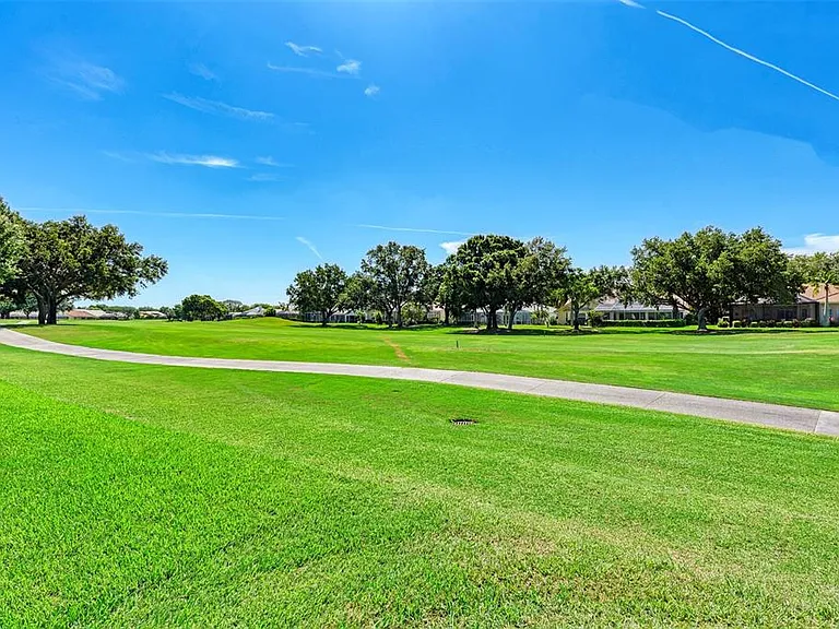 6330 Green Oak Cir #6330 — Photo 31