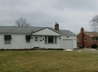 218 Overlook Blvd, Struthers, OH 44471