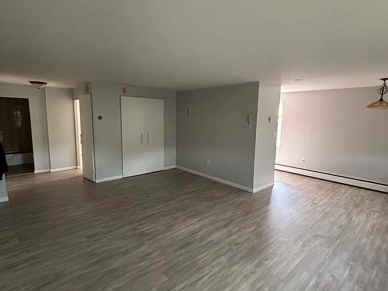 40 Owen St #D10 — Photo 16