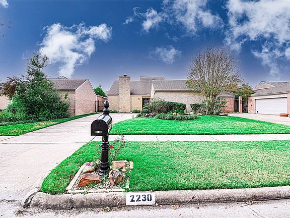2nd image of 2230 Ashford Hollow Ln