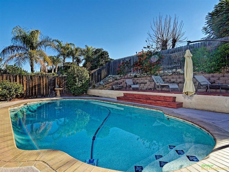 1st image of 13611 Avenida Del Charro