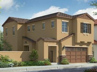 205 Primrose Dr, Lake Forest, CA 92610