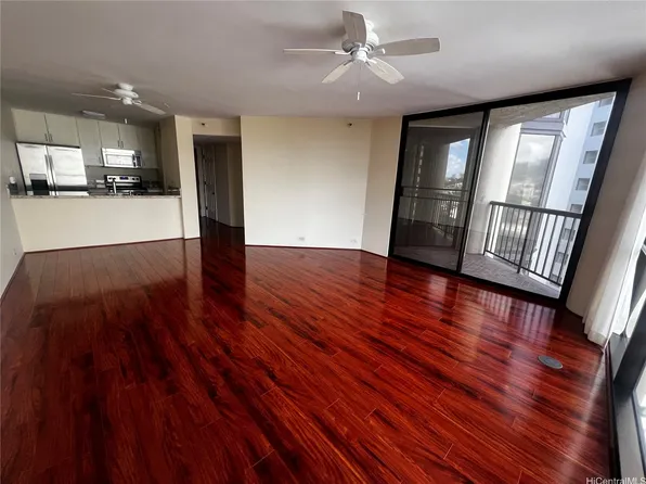 60 N Beretania St APT 1606, Honolulu, HI 96817