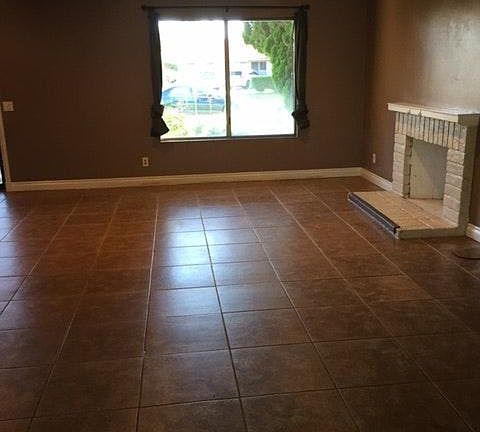 4th image of 1827 E Bassett Way