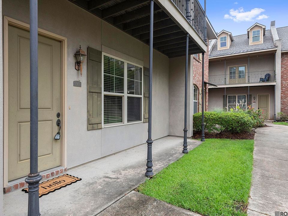 1st image of 4637 Burbank Dr #309