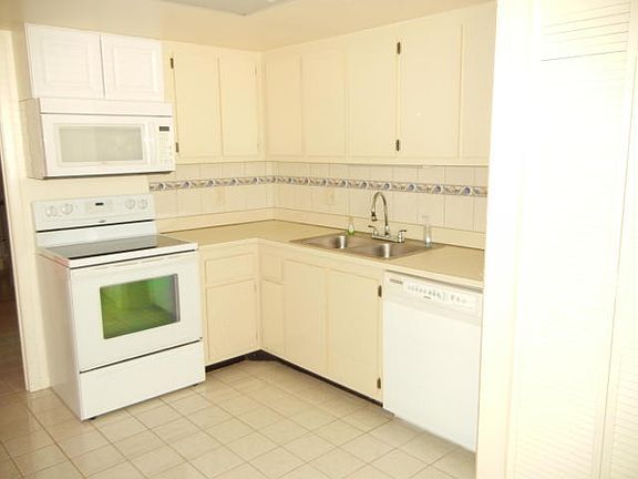 2nd image of 1030 Us Highway 1 APT 310