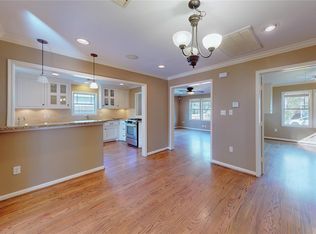 818 Aurora St, Houston, TX 77009