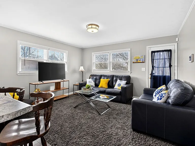 1735 Harle Ave NW — Photo 22
