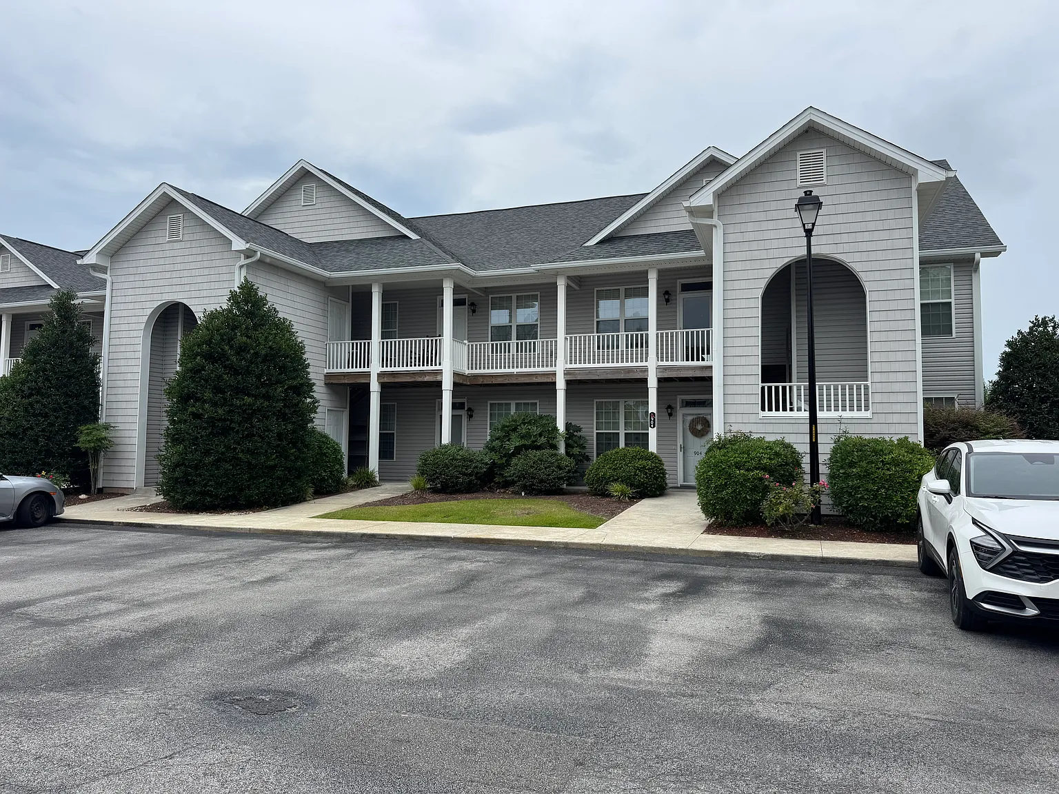 2 bed, 1333 sqft, $1,275 — Photo 1