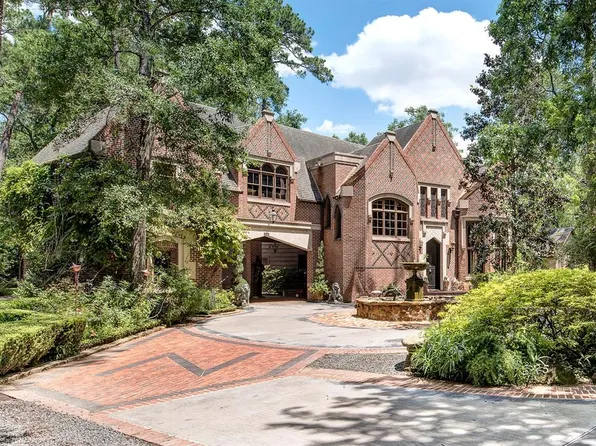 5 Powderhorn St, Houston, TX 77024