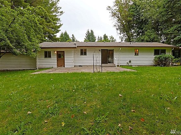 2nd image of 3738 Olympiad Dr SE
