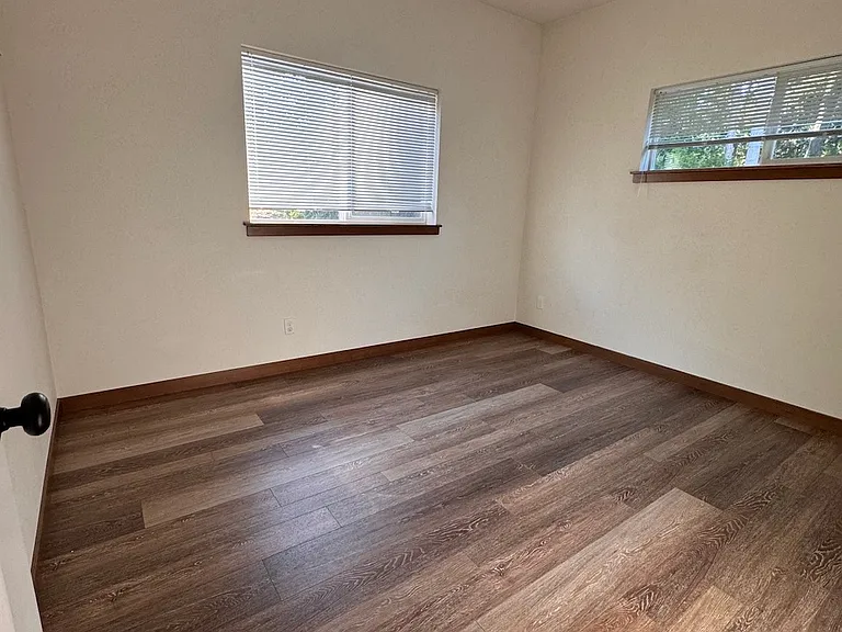 1746 N Boon Rd — Photo 16