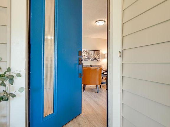 3rd image of 404 Vista Lagoon Ct Unit D-4