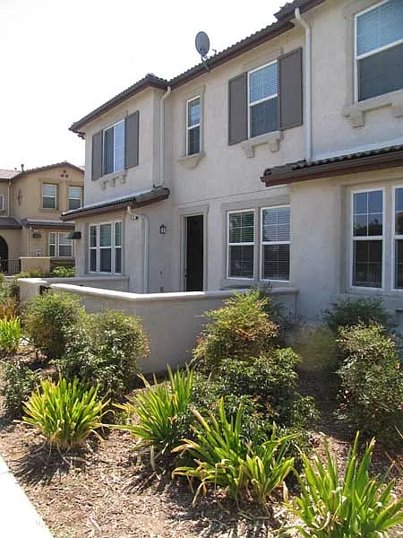 Lakside Condo Private Gated Community — Photo 1