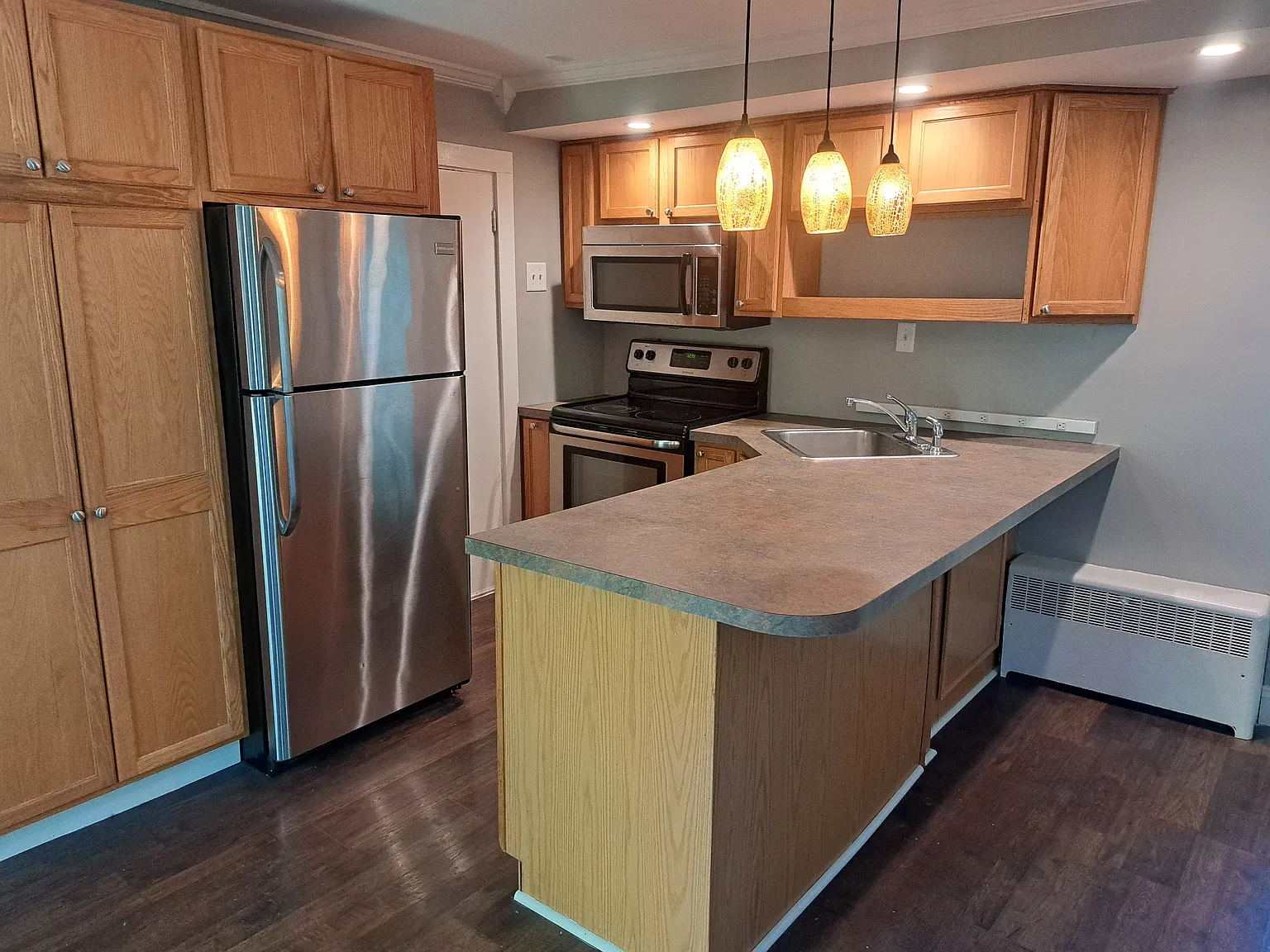 2 bed, 1200 sqft, $2,750 — Photo 1